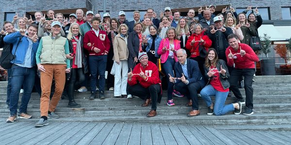 Norway meetup connects skiers, alumni and the library