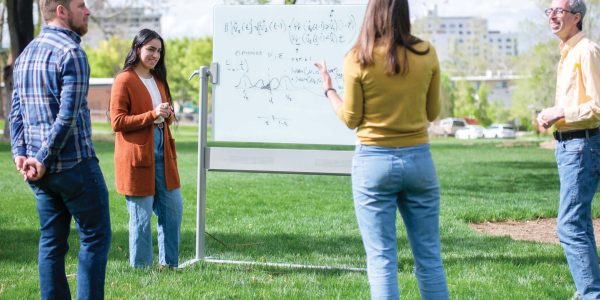 Using math to unravel shared drug resistance in cancer cells