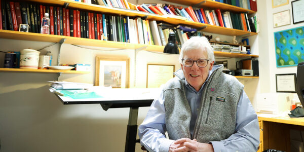 Chemist Henry S. White named 2025 Rosenblatt honoree