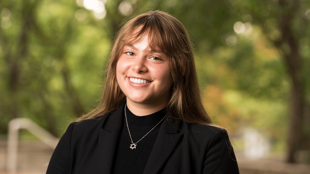 Humans of the U: Isabelle White